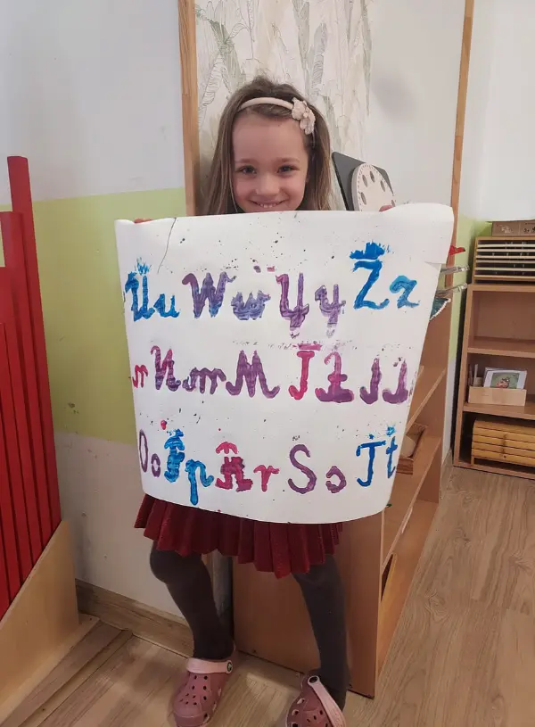Pomoce Montessori – edukacja językowa
